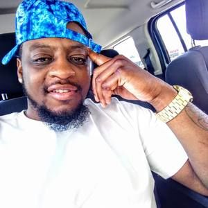 Meet your Posher, Dee